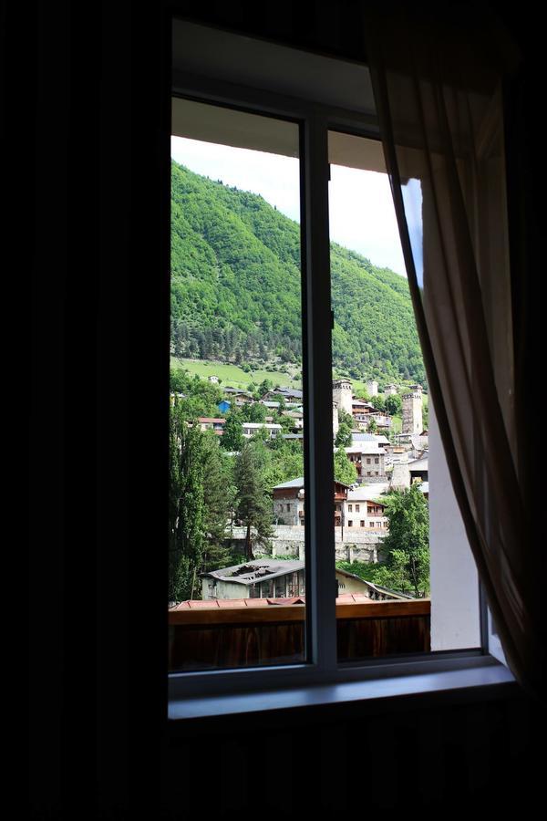 Travel Inn House Mestia • Მოგზაურის Სახლი エクステリア 写真
