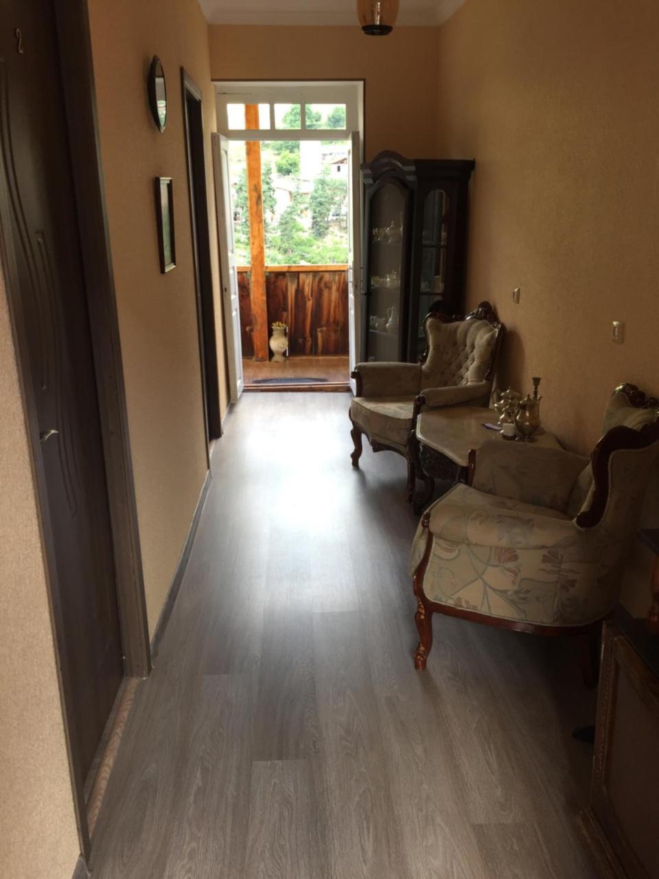 Travel Inn House Mestia • Მოგზაურის Სახლი エクステリア 写真