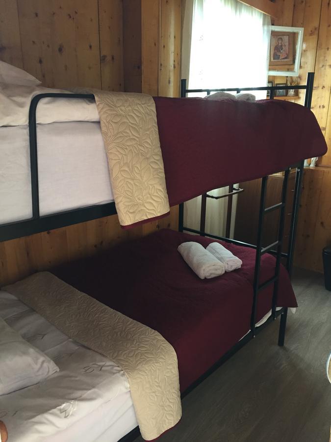 Travel Inn House Mestia • Მოგზაურის Სახლი エクステリア 写真