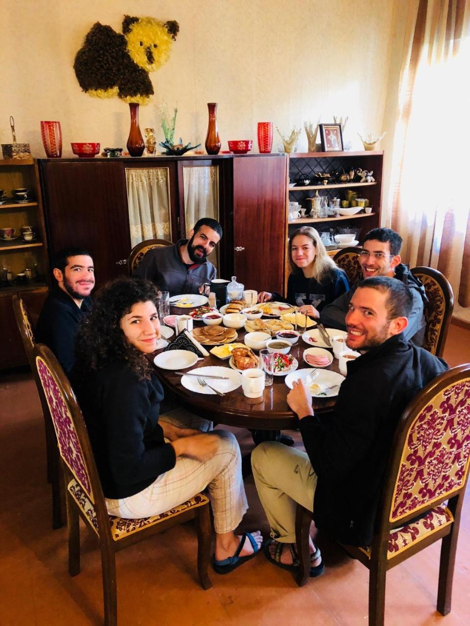 Travel Inn House Mestia • Მოგზაურის Სახლი エクステリア 写真