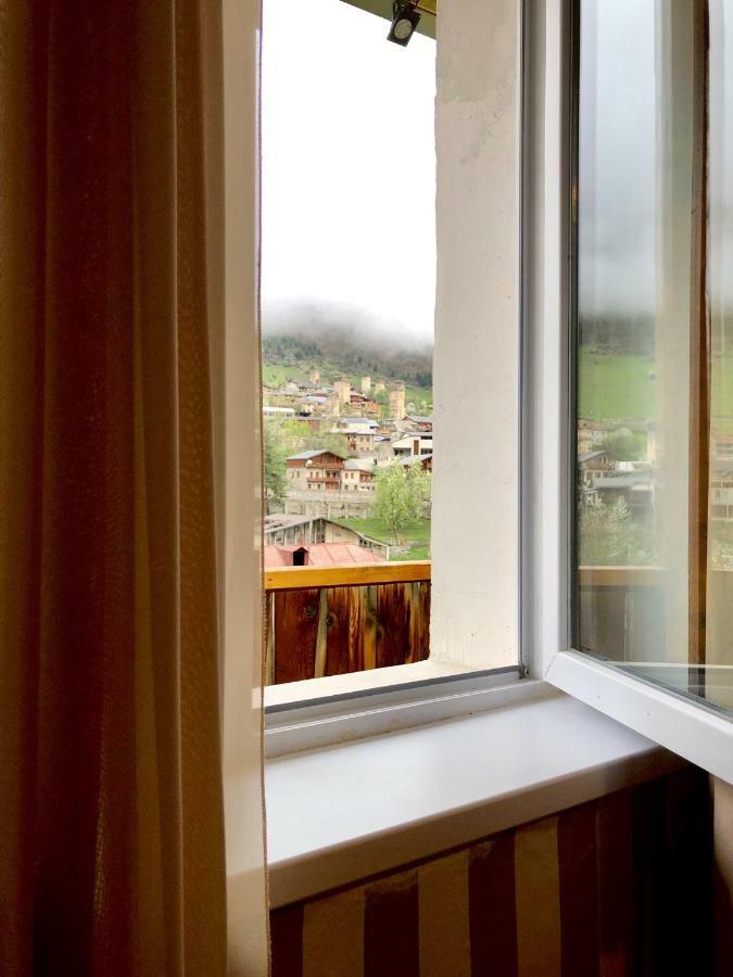 Travel Inn House Mestia • Მოგზაურის Სახლი エクステリア 写真
